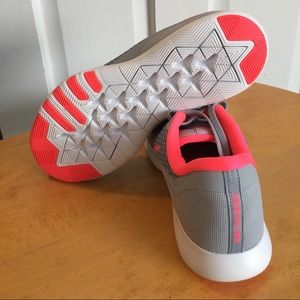 Size 7 Nike training sneakers, pink and gray